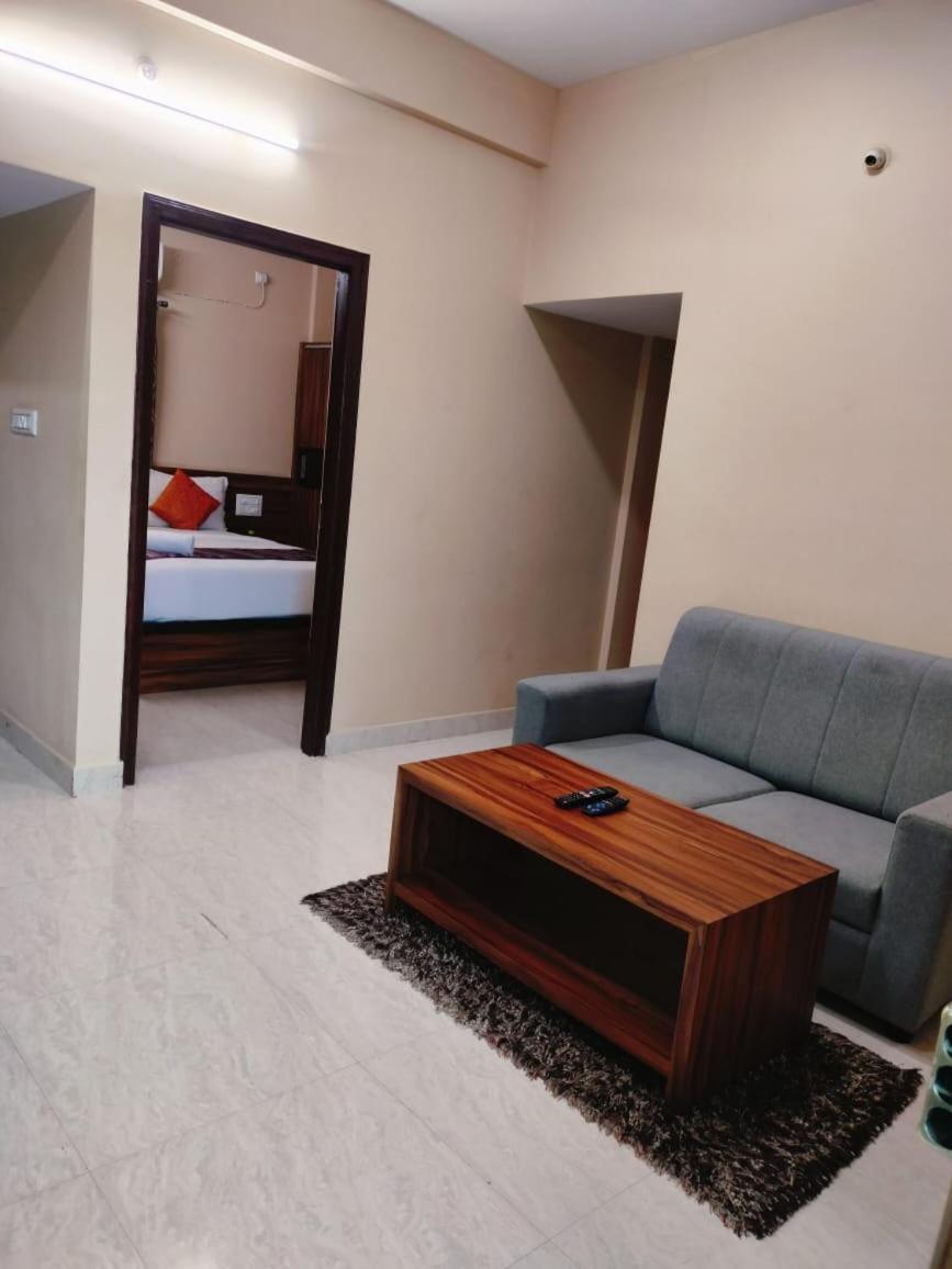 Golden Chariot 1Bhk Flat Manyata Tech Park Hotel Бангалор Екстериор снимка